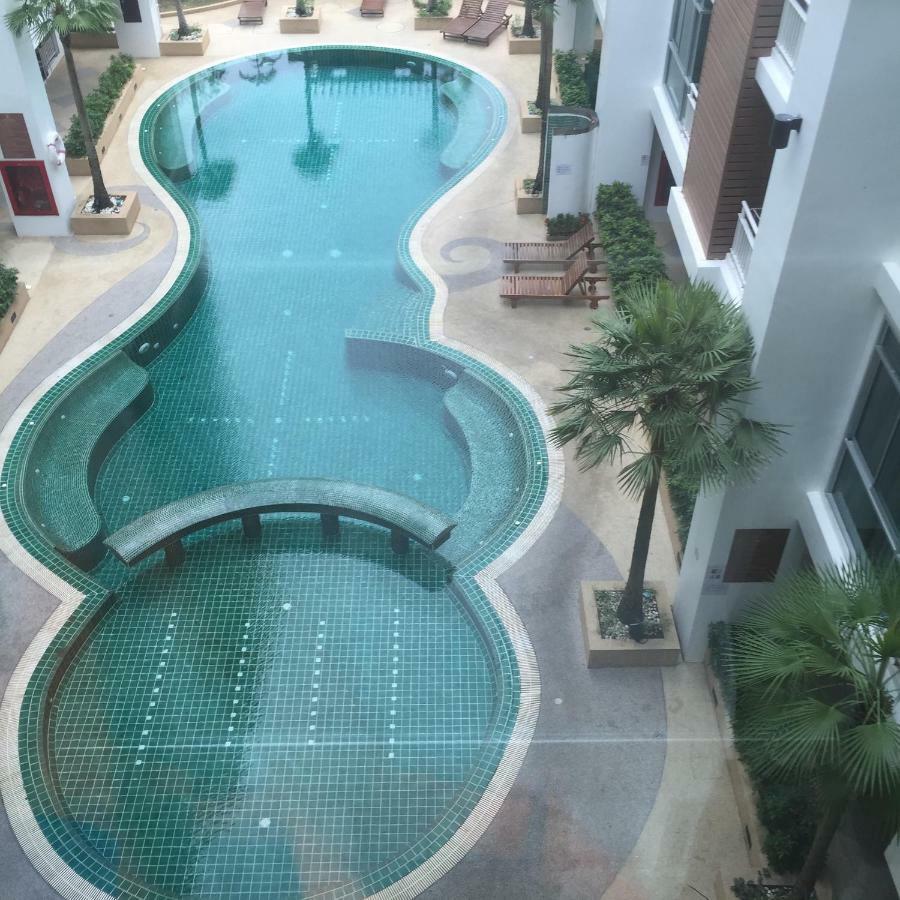 Art Patong Residence Buitenkant foto