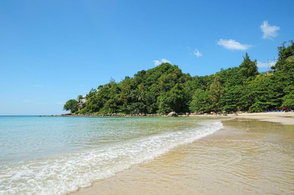 Art Patong Residence Buitenkant foto